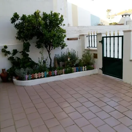 Azure Δωμάτια σε οικογενειακή κατοικία Silveira (Lisbon)