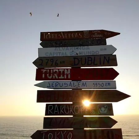 Azure Δωμάτια σε οικογενειακή κατοικία Silveira (Lisbon)