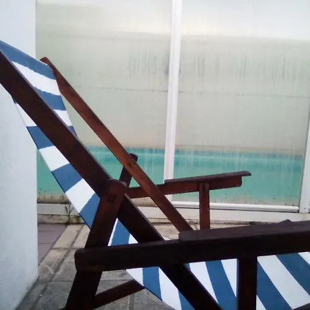 Azure Δωμάτια σε οικογενειακή κατοικία *